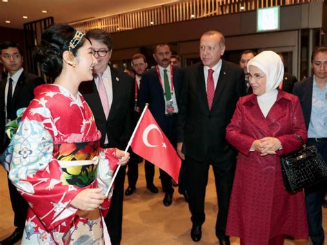 Turkish first lady’s Hermès handbag in spotlight  